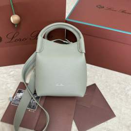 Picture of Loro Piana Handbags _SKUfw192330992fw